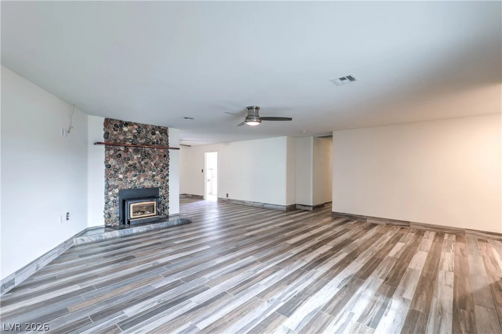 5854 Alfred, Las Vegas, NV 89108