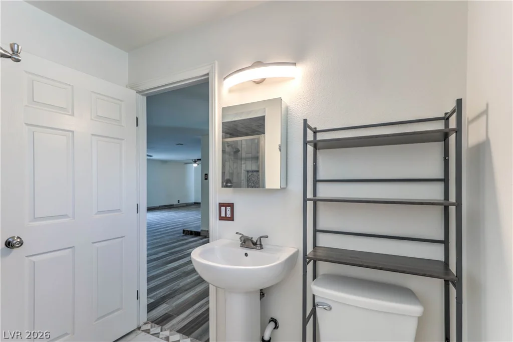 5854 Alfred, Las Vegas, NV 89108