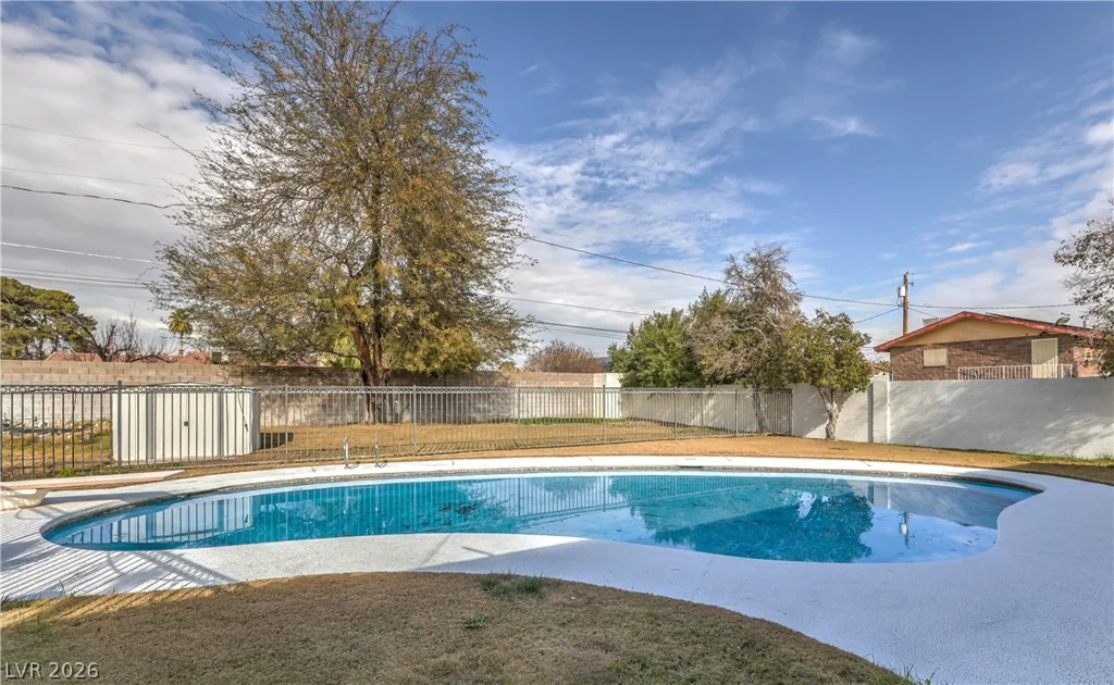 5854 Alfred, Las Vegas, NV 89108