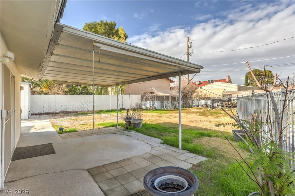 5854 Alfred, Las Vegas, NV 89108