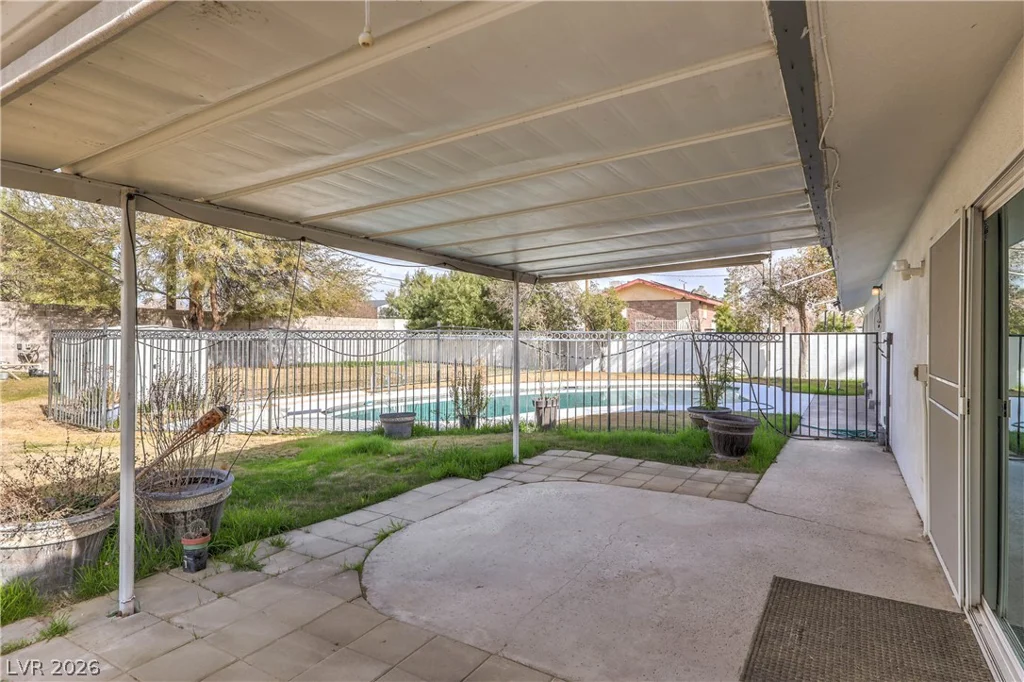5854 Alfred, Las Vegas, NV 89108
