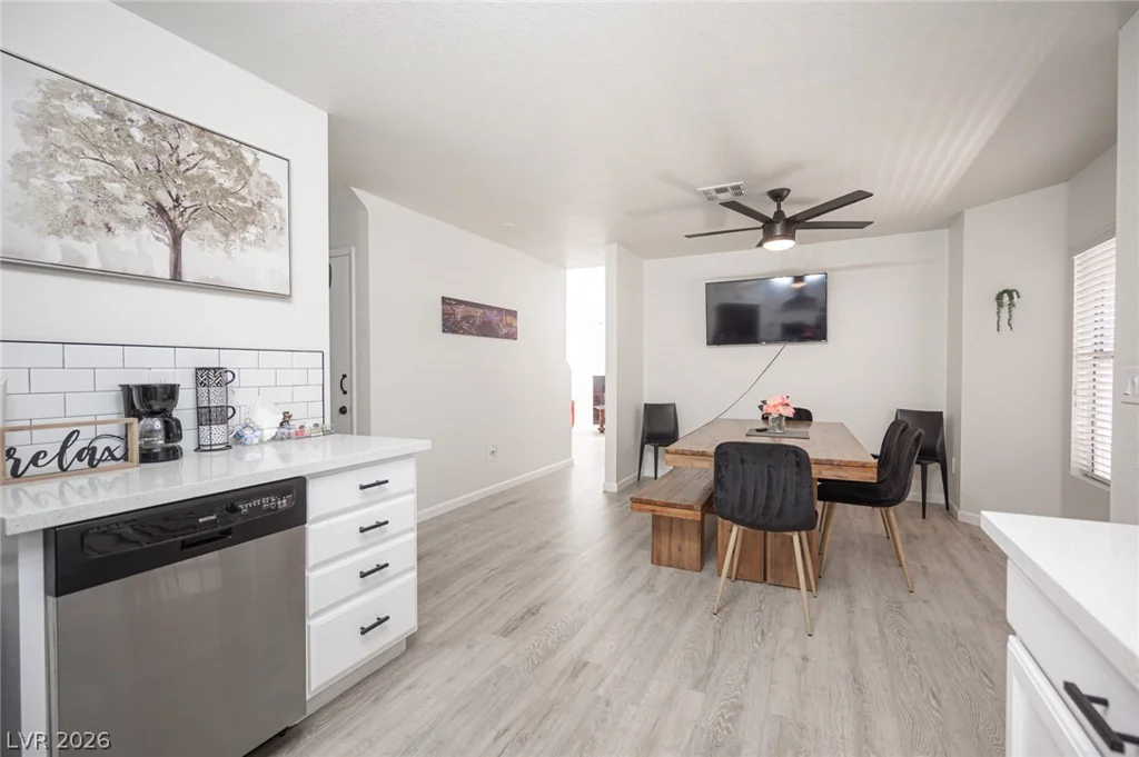 3413 Delhi, North Las Vegas, NV 89032