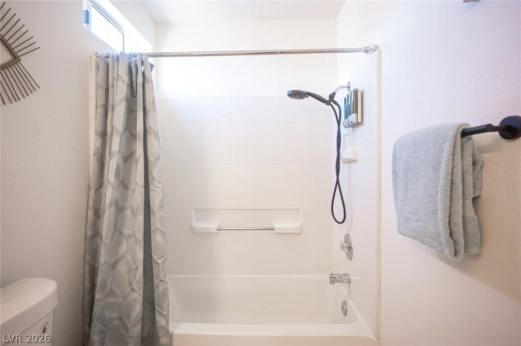 3413 Delhi, North Las Vegas, NV 89032