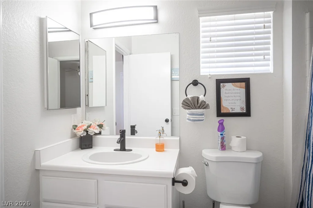 3413 Delhi, North Las Vegas, NV 89032