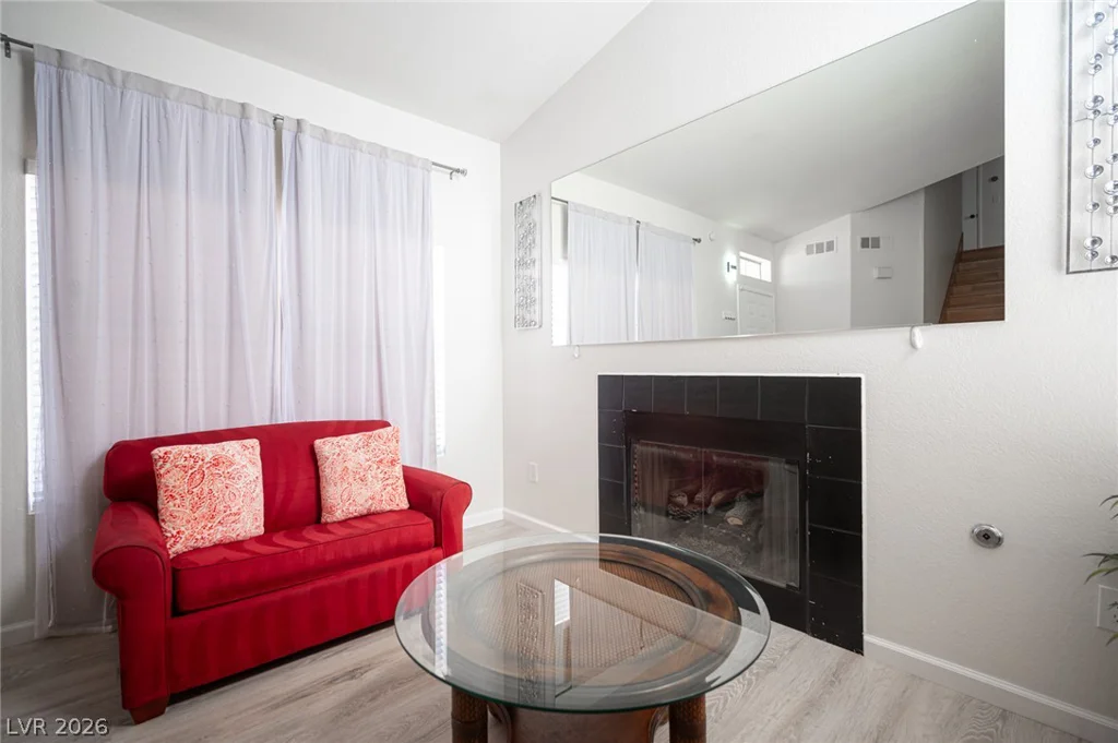 3413 Delhi, North Las Vegas, NV 89032