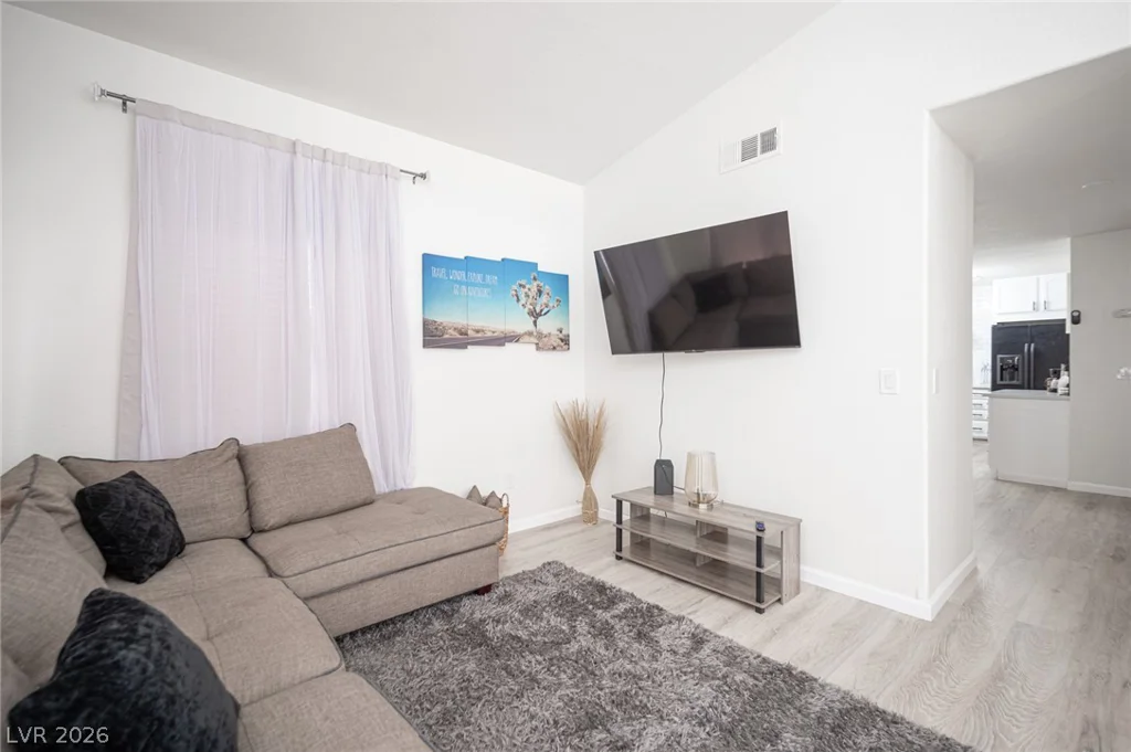 3413 Delhi, North Las Vegas, NV 89032