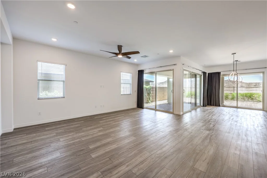 12457 Heritage Bend, Las Vegas, NV 89138