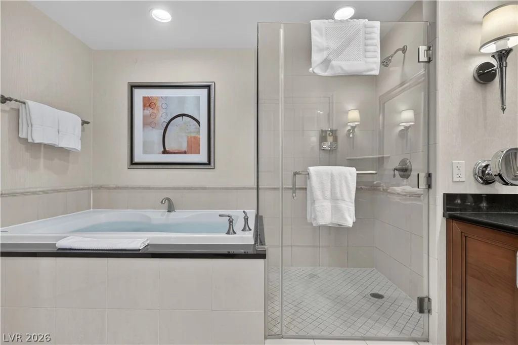 135 Harmon, Las Vegas, NV 89109