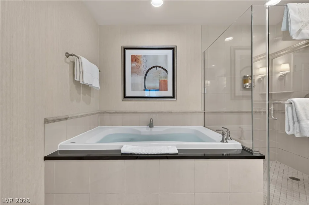 135 Harmon, Las Vegas, NV 89109
