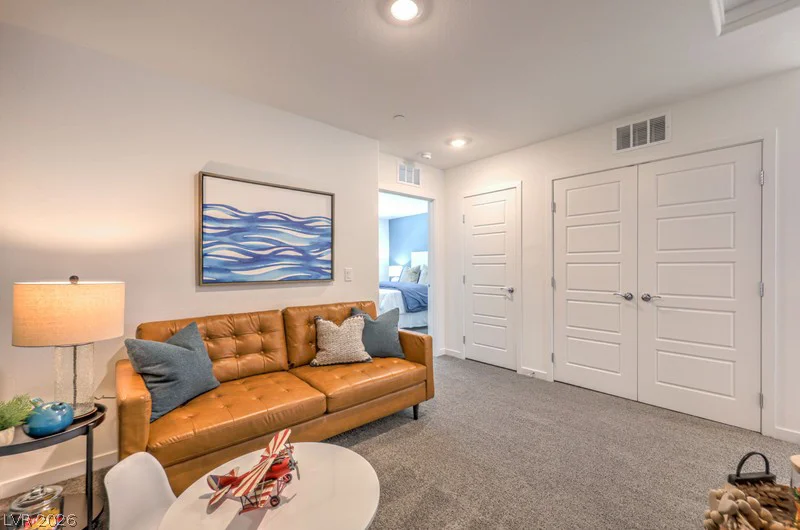 973 Desert Spruce, Las Vegas, NV 89107