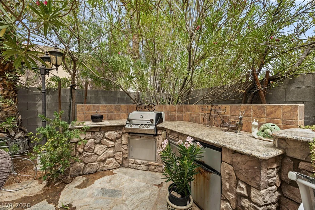 36 Misty Springs, Las Vegas, NV 89148