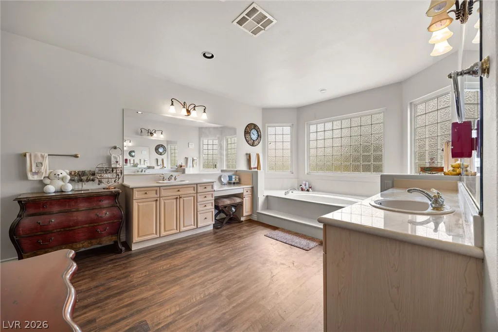 36 Misty Springs, Las Vegas, NV 89148