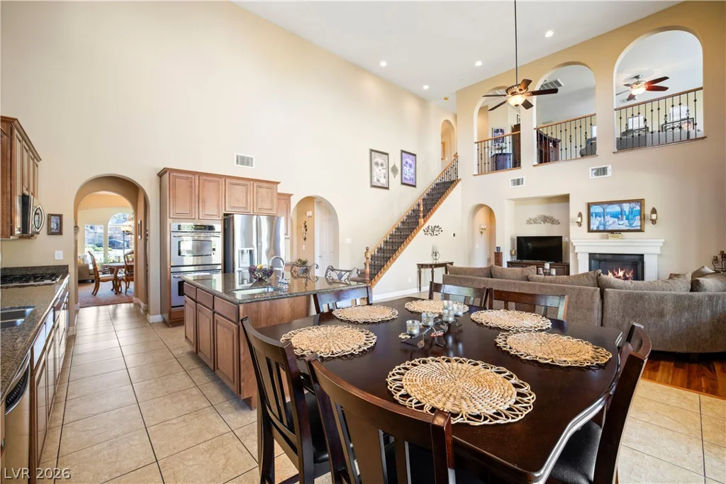 926 Loma Bonita, Las Vegas, NV 89138