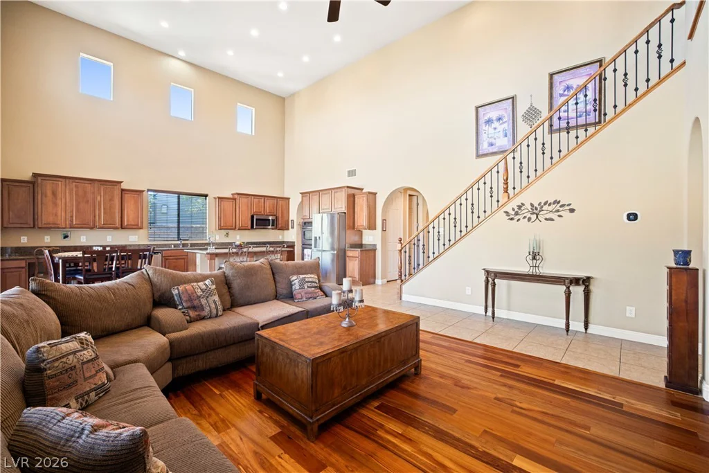 926 Loma Bonita, Las Vegas, NV 89138