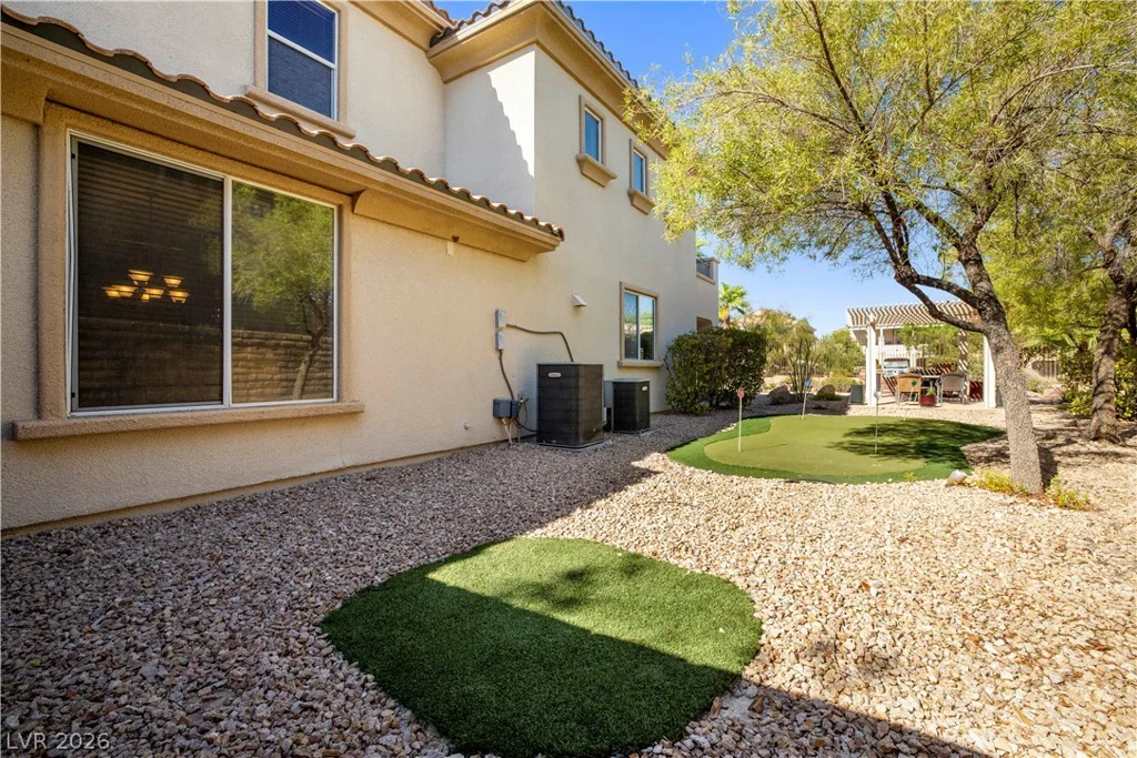 926 Loma Bonita, Las Vegas, NV 89138