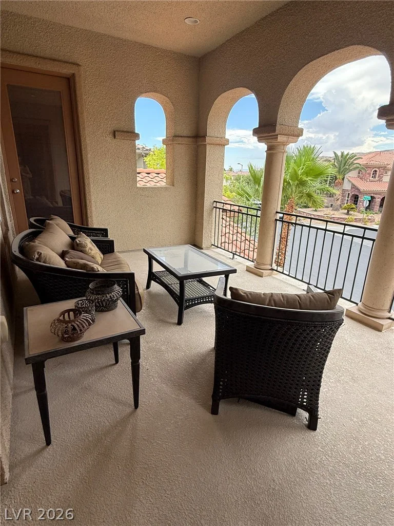 926 Loma Bonita, Las Vegas, NV 89138