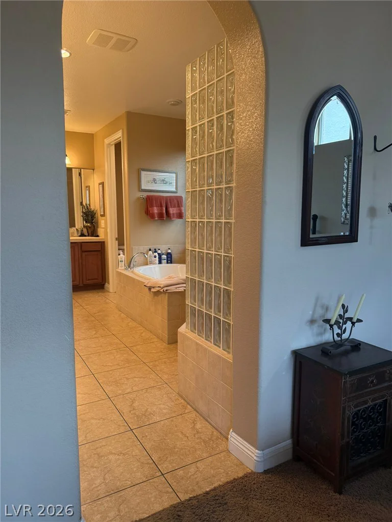 926 Loma Bonita, Las Vegas, NV 89138