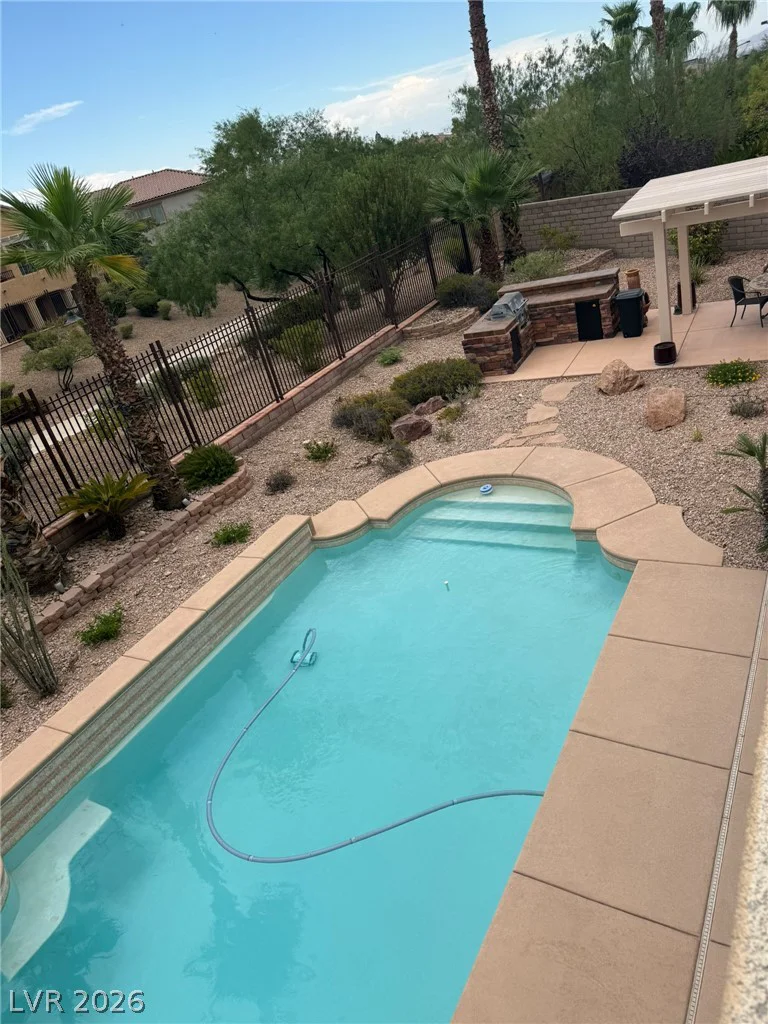 926 Loma Bonita, Las Vegas, NV 89138