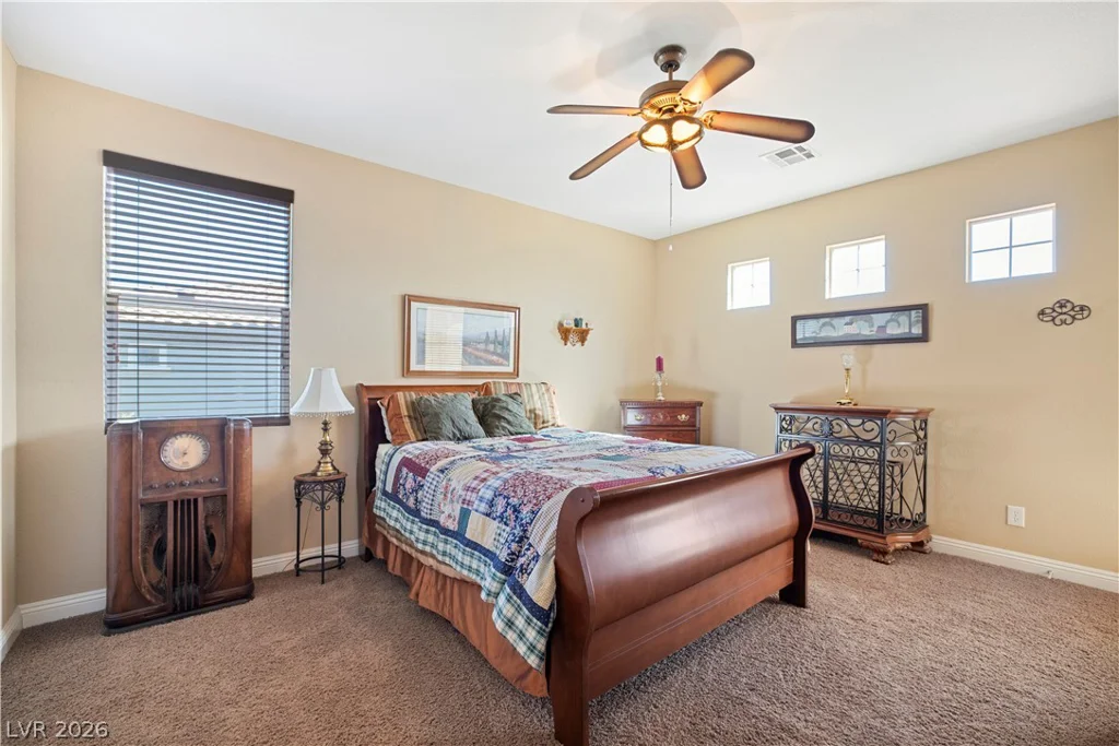 926 Loma Bonita, Las Vegas, NV 89138