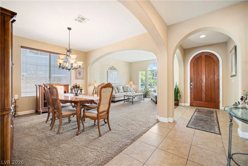 926 Loma Bonita, Las Vegas, NV 89138