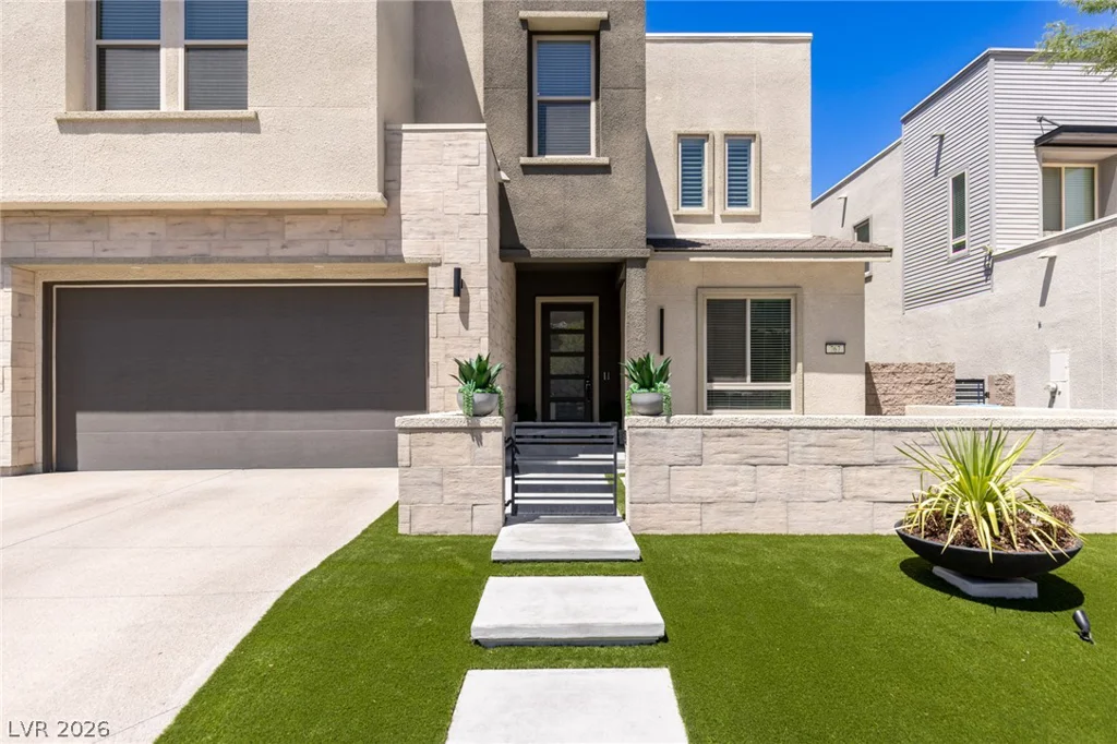 767 Glowing Horizon, Henderson, NV 89052