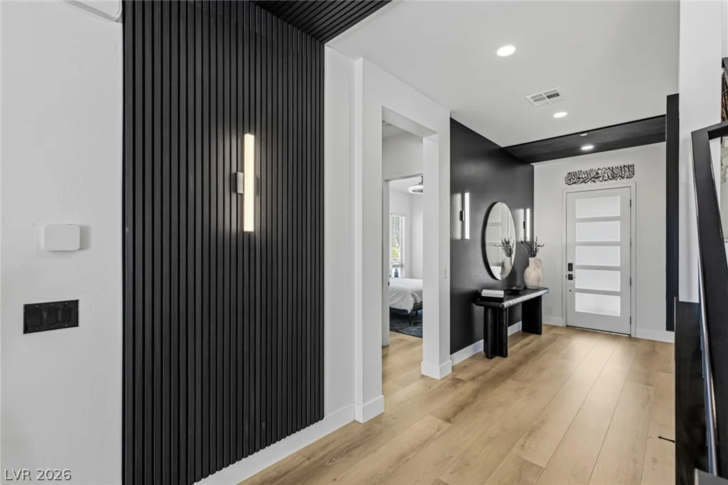 767 Glowing Horizon, Henderson, NV 89052