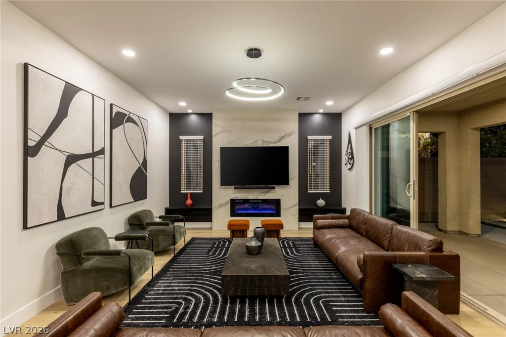767 Glowing Horizon, Henderson, NV 89052