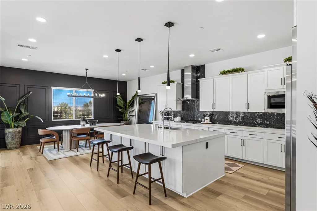 767 Glowing Horizon, Henderson, NV 89052
