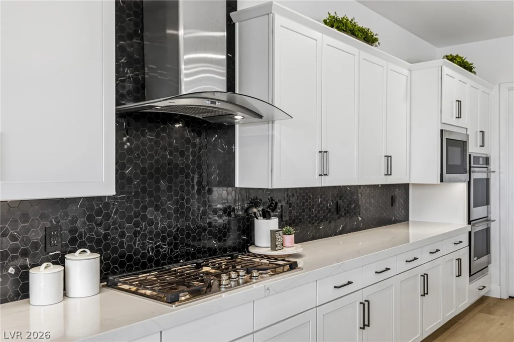 767 Glowing Horizon, Henderson, NV 89052