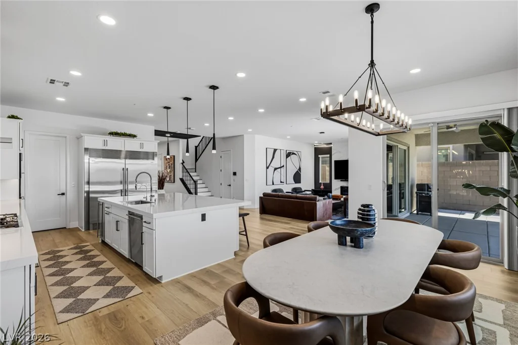 767 Glowing Horizon, Henderson, NV 89052