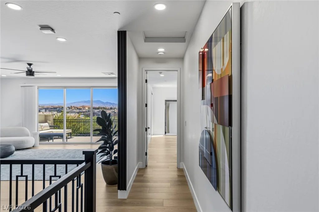 767 Glowing Horizon, Henderson, NV 89052