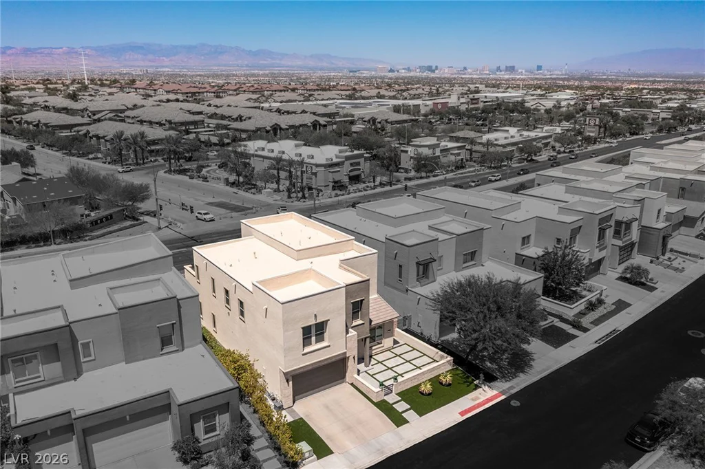 767 Glowing Horizon, Henderson, NV 89052