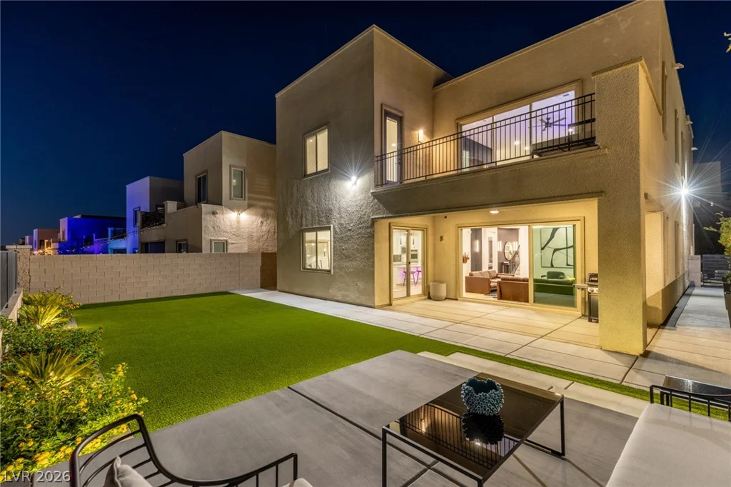 767 Glowing Horizon, Henderson, NV 89052