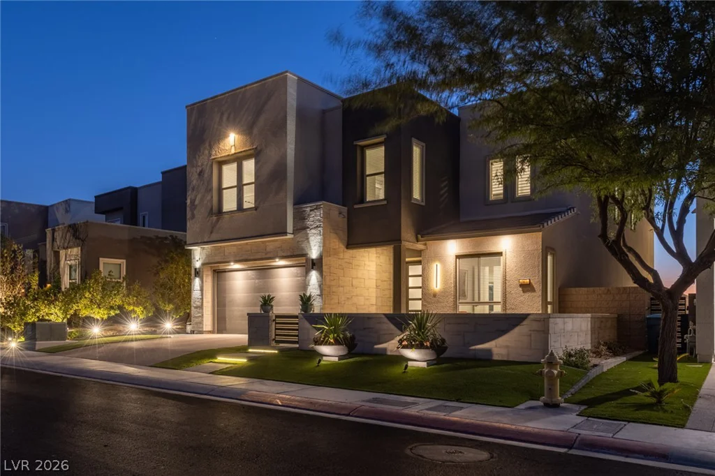 767 Glowing Horizon, Henderson, NV 89052