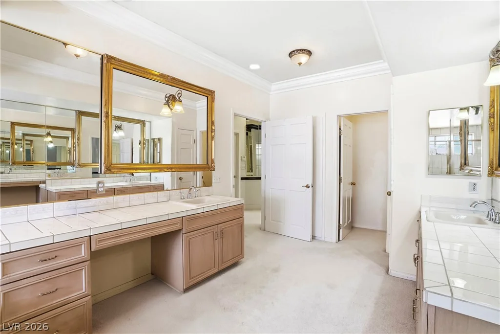 26 Princeville, Las Vegas, NV 89113
