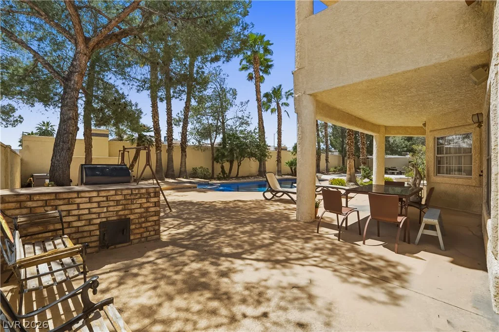 26 Princeville, Las Vegas, NV 89113