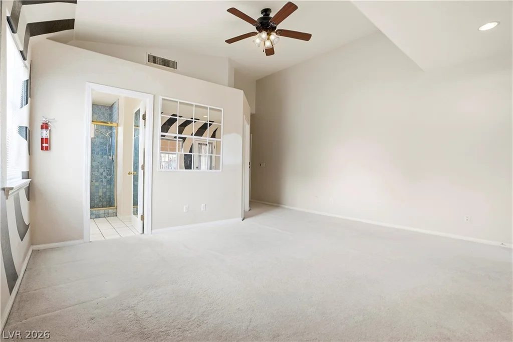 26 Princeville, Las Vegas, NV 89113