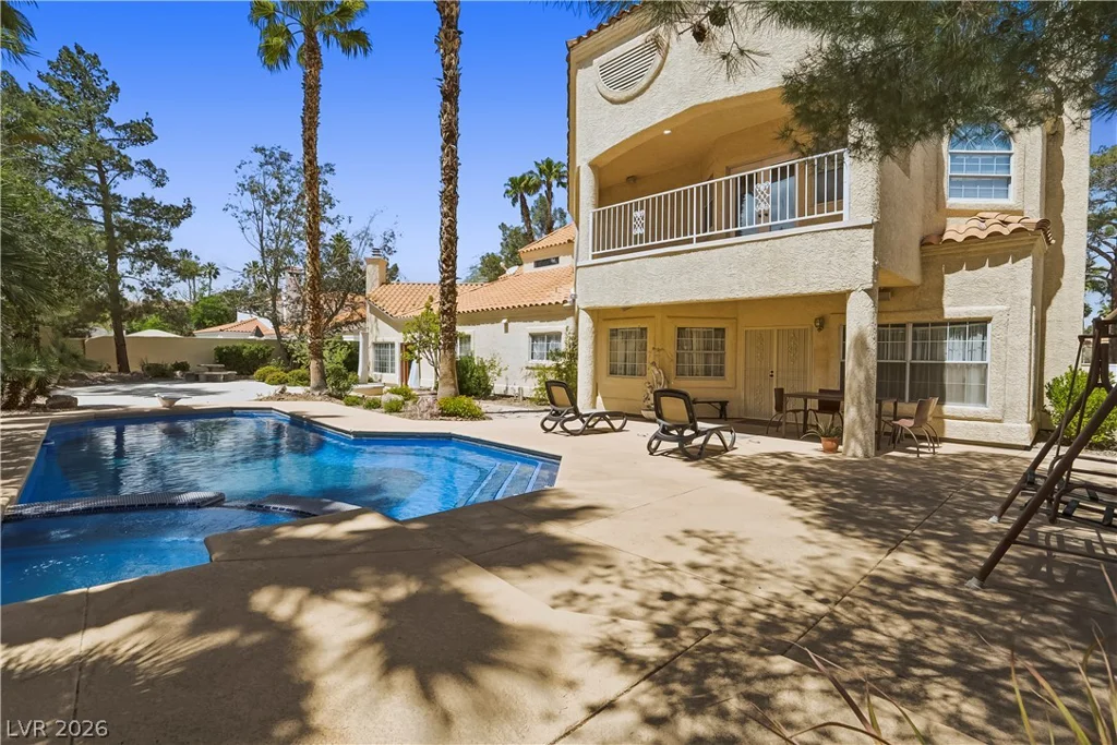 26 Princeville, Las Vegas, NV 89113