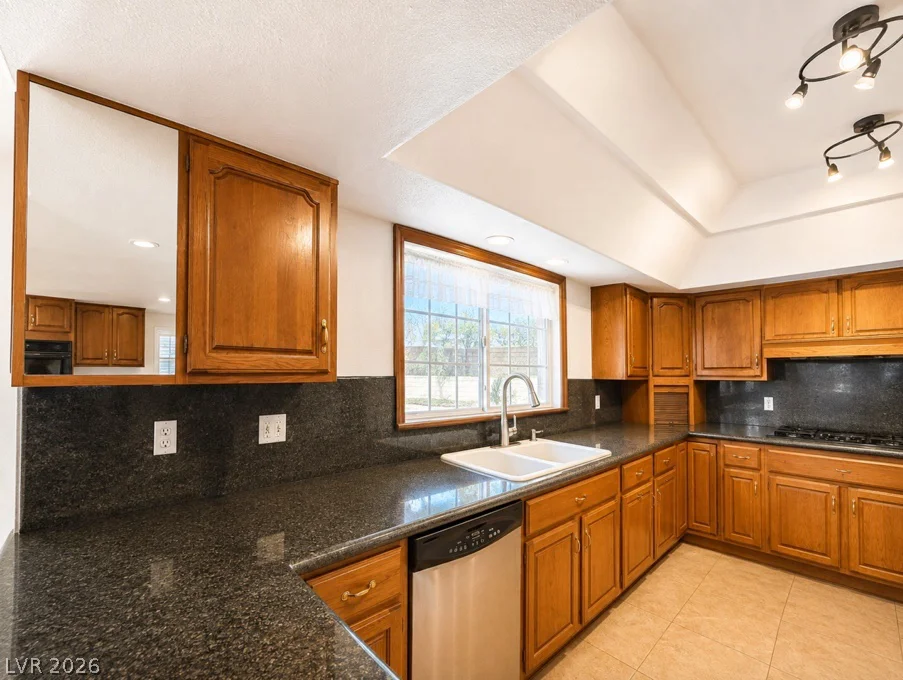 26 Princeville, Las Vegas, NV 89113