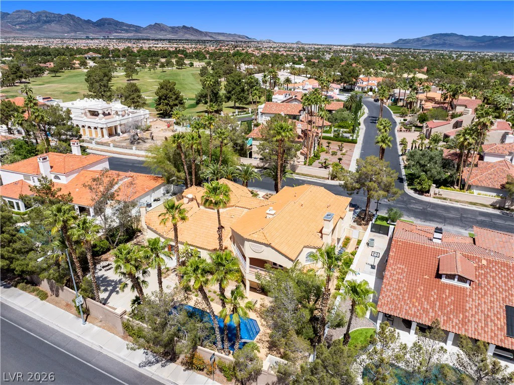 26 Princeville, Las Vegas, NV 89113