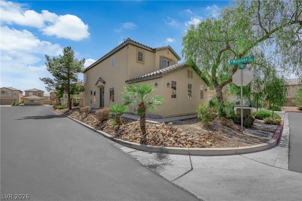 3628 Surfboard, Las Vegas, NV 89147