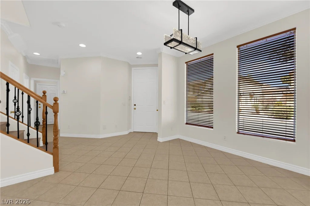 3628 Surfboard, Las Vegas, NV 89147
