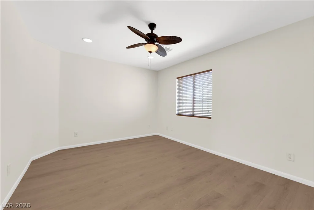 3628 Surfboard, Las Vegas, NV 89147