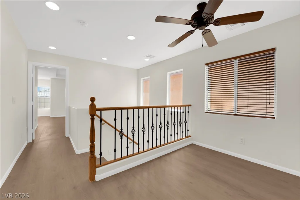3628 Surfboard, Las Vegas, NV 89147