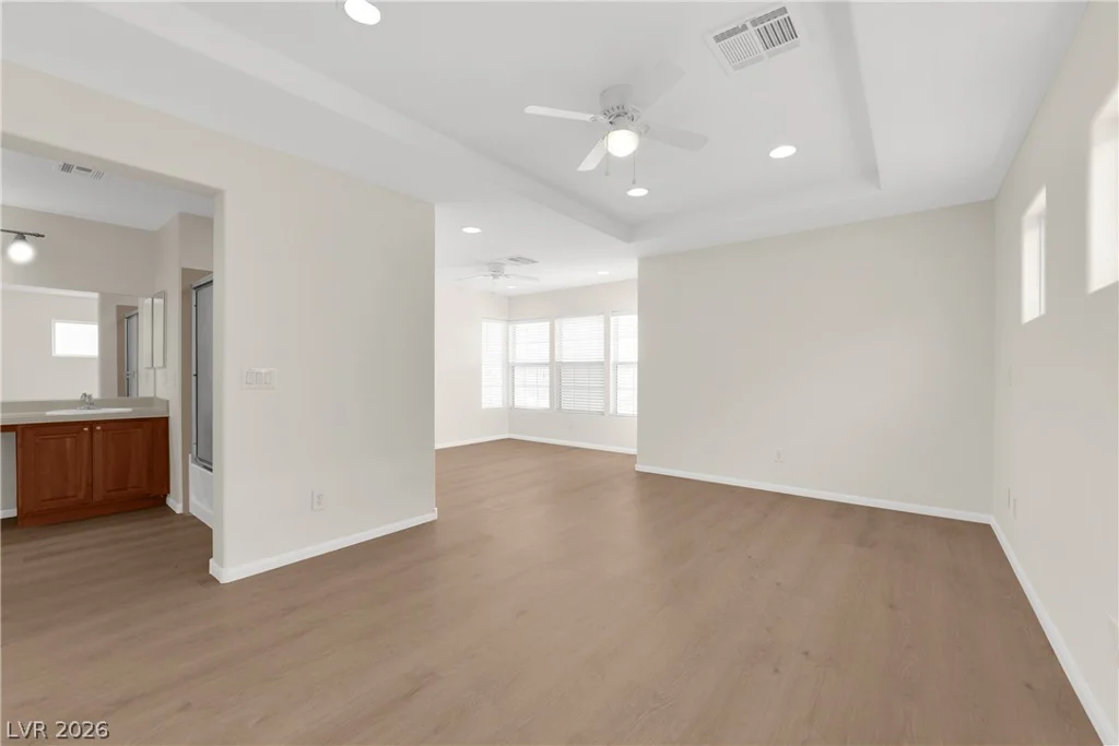 3628 Surfboard, Las Vegas, NV 89147