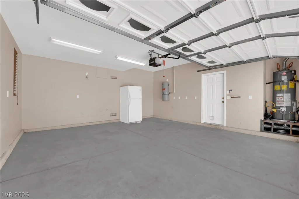 3628 Surfboard, Las Vegas, NV 89147