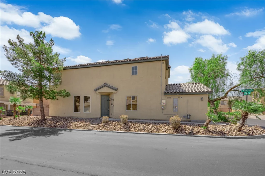 3628 Surfboard, Las Vegas, NV 89147
