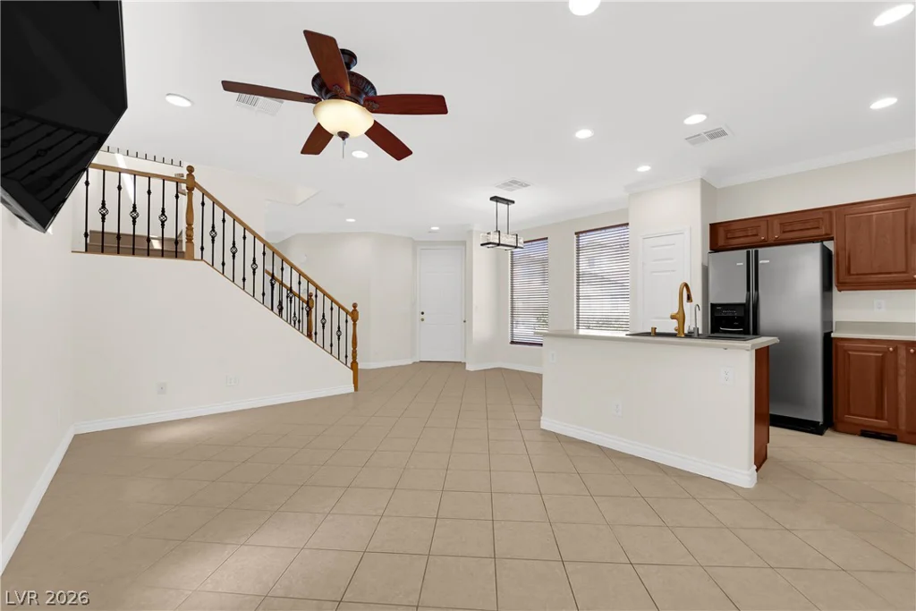 3628 Surfboard, Las Vegas, NV 89147