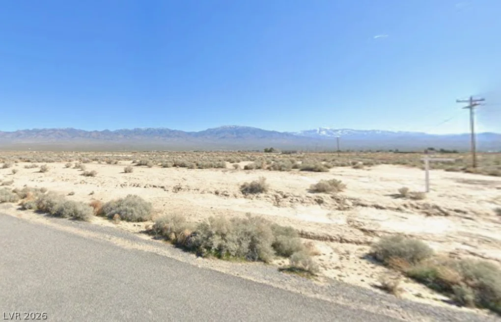 5621 Crockett, Pahrump, NV 89060