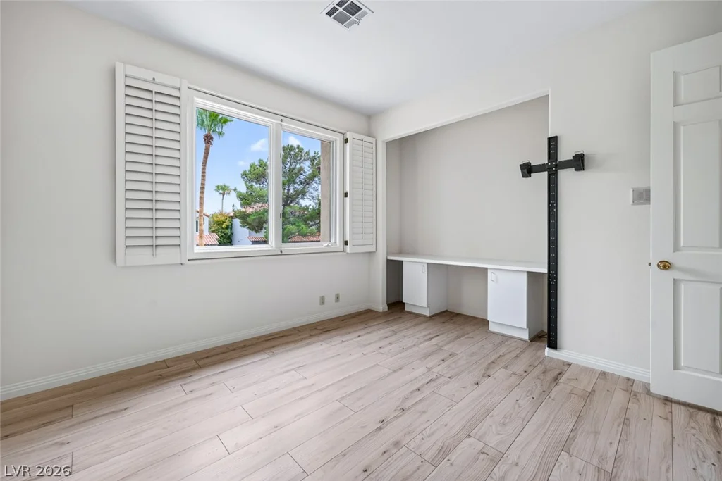 8188 Horseshoe Bend, Las Vegas, NV 89113